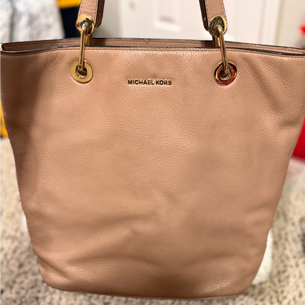 Michael Kors Beige Leather Tote Bag